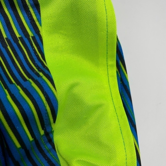 Men’s Under Armour Shorts Size Medium - Picture 7 of 9